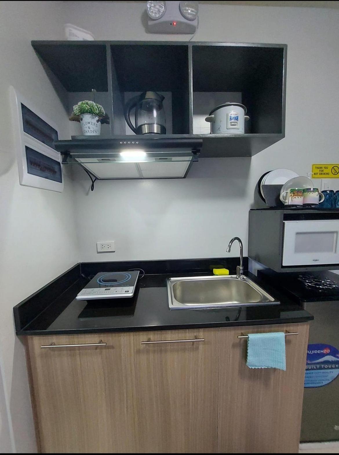 Condo In Camella Manors In Puerto Princesa Eksteriør bilde