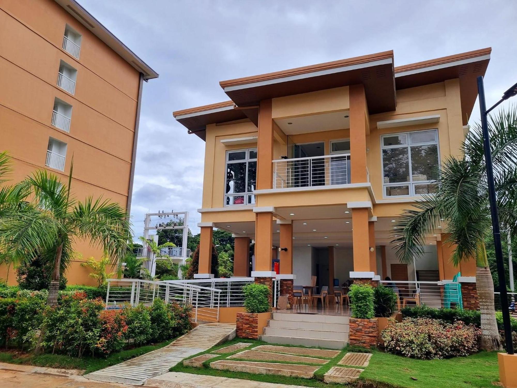 Condo In Camella Manors In Puerto Princesa Eksteriør bilde